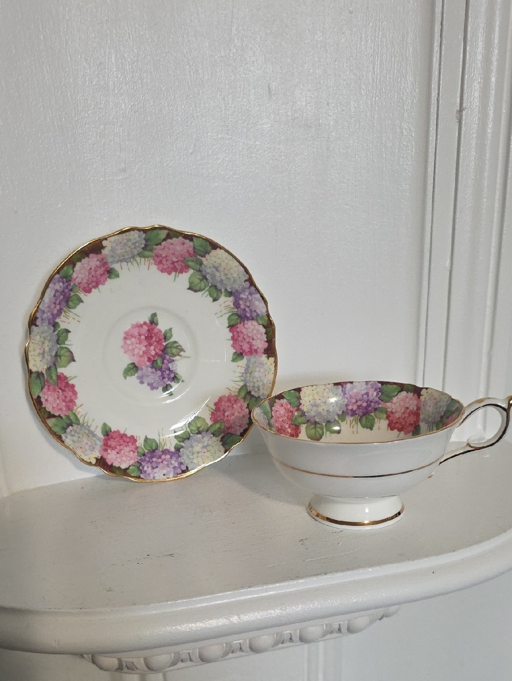 Vintage Paragon CHRYSANTHEMUM teacup & saucer made in England. 1939